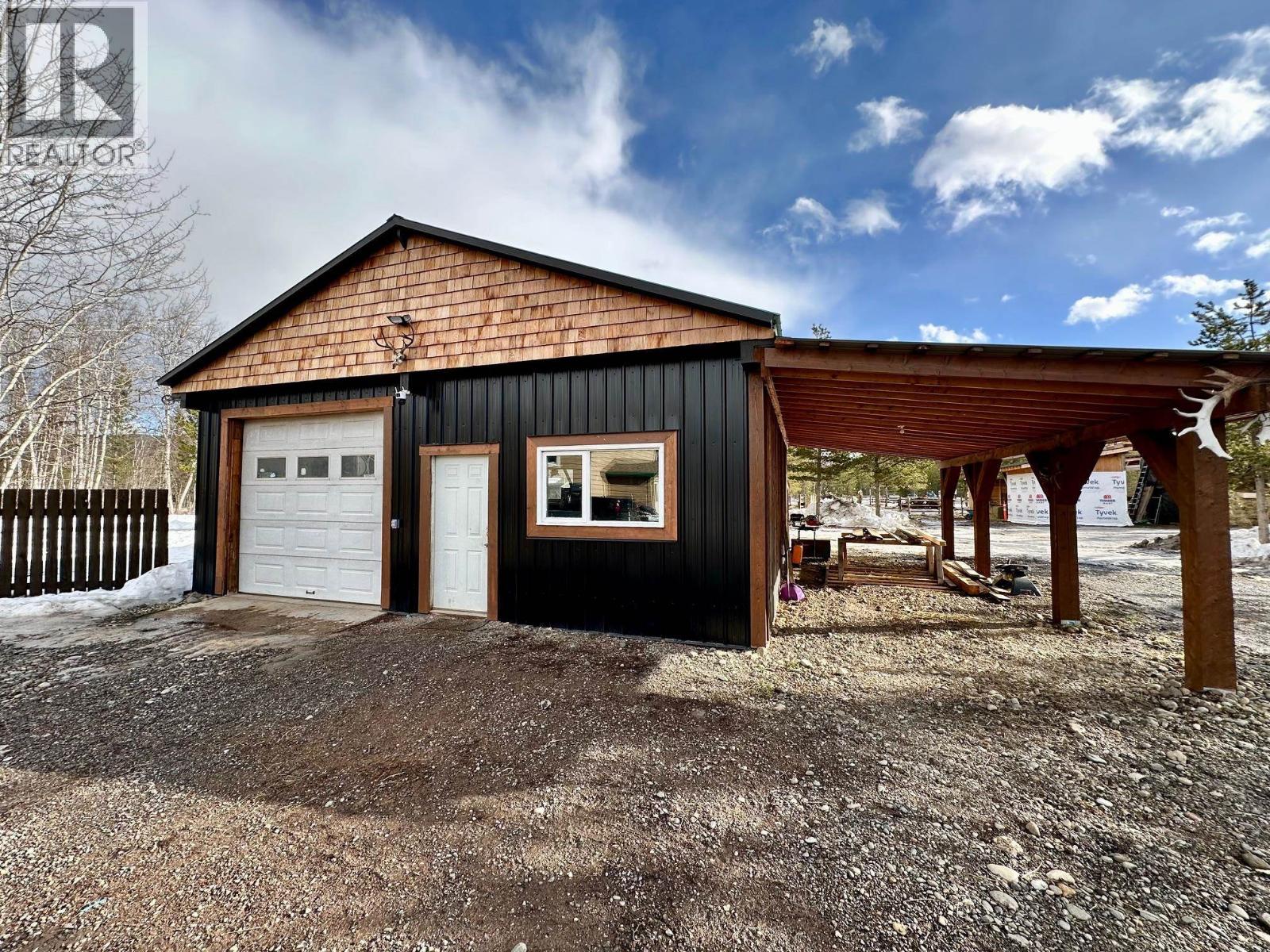 23998 RIVER ROAD, Smithers
