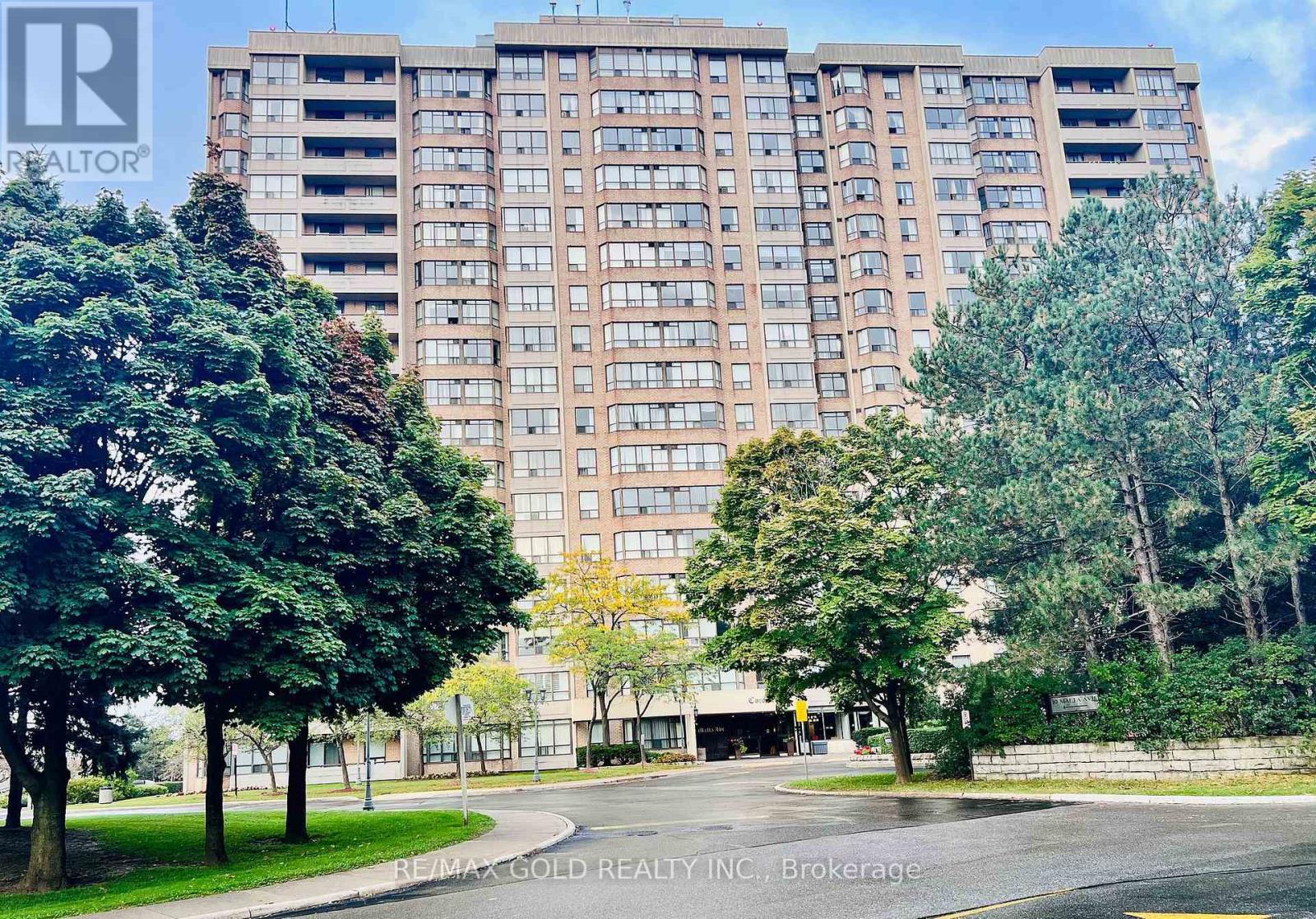 #1504 10 MALTA AVENUE - 1
