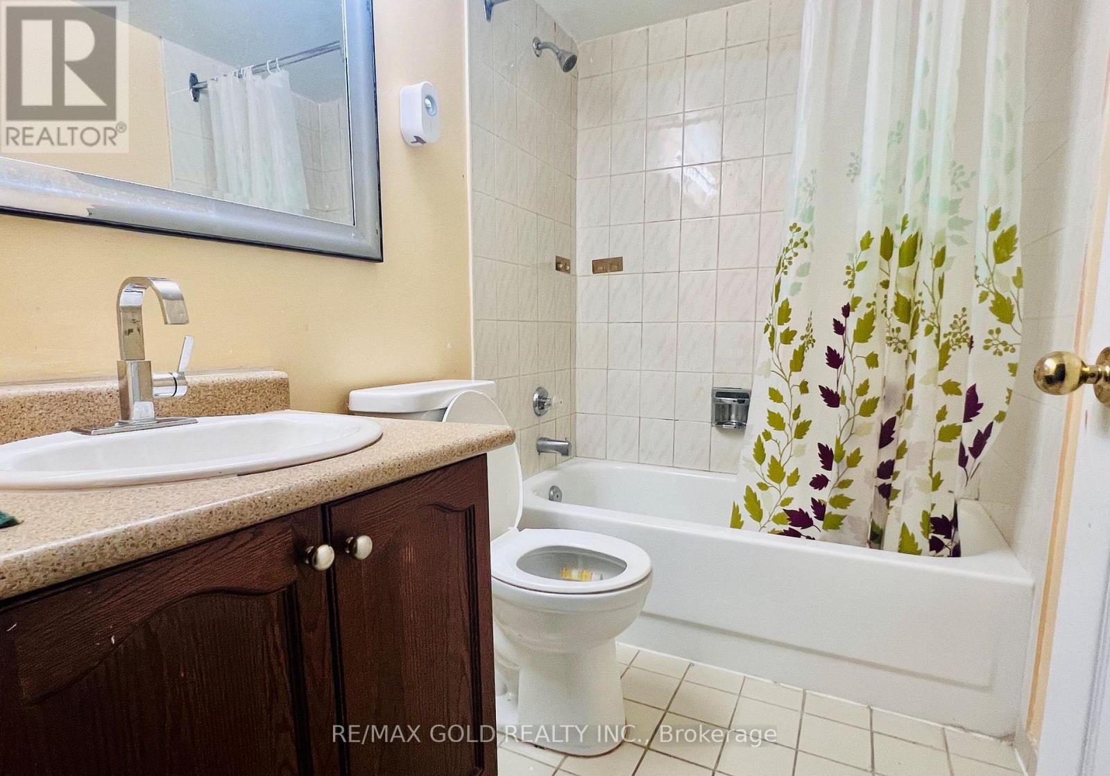 #1504 10 MALTA AVENUE - 21