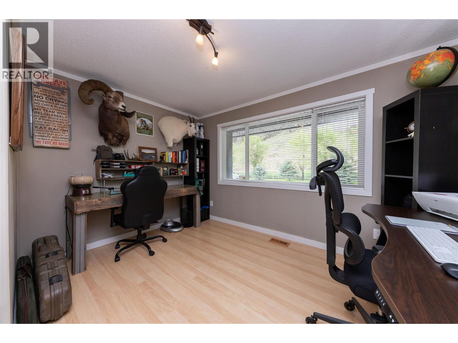 3602 Kamloops Vernon Highway, Monte Lake