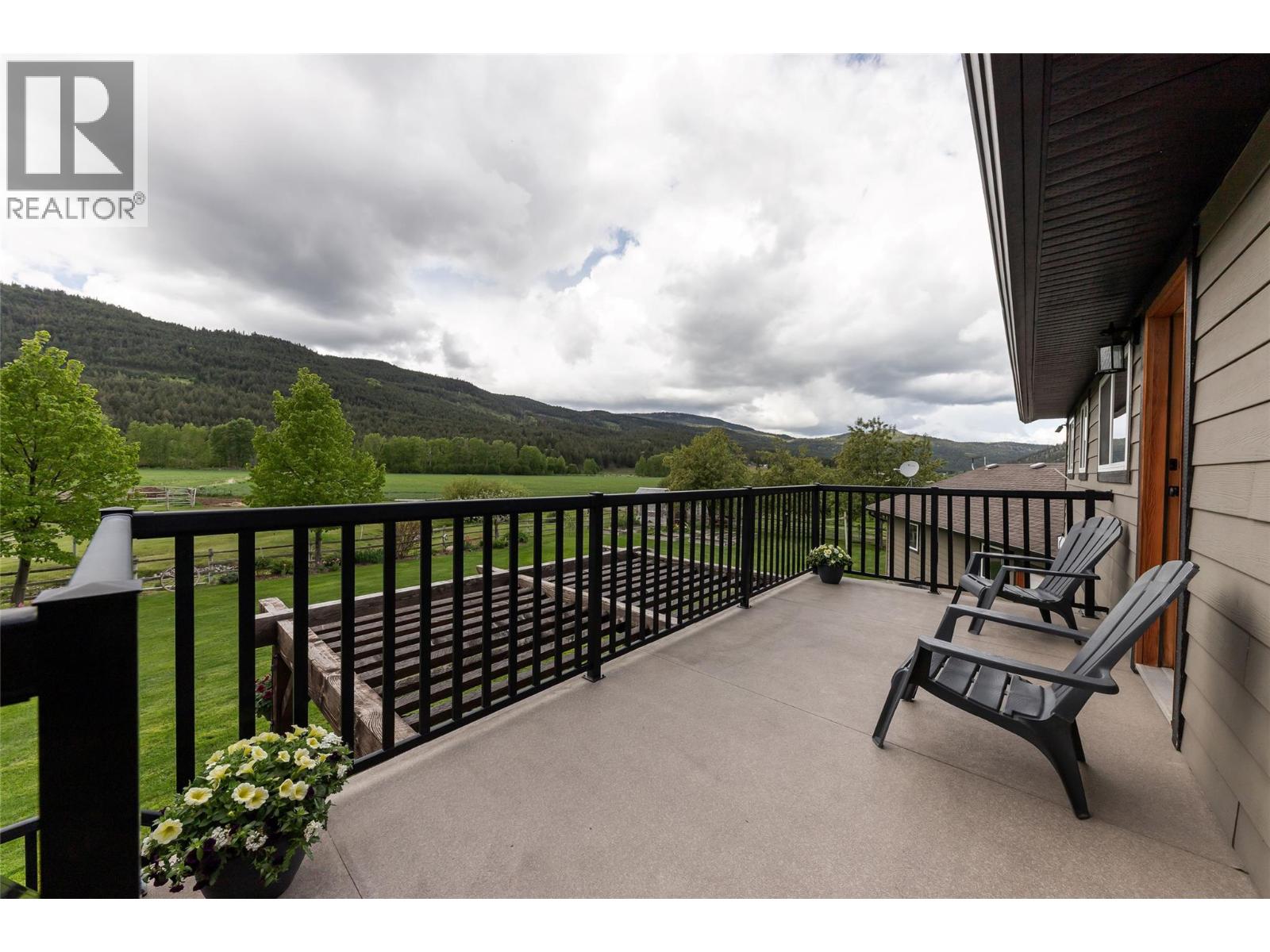 3602 Kamloops Vernon Highway, Monte Lake