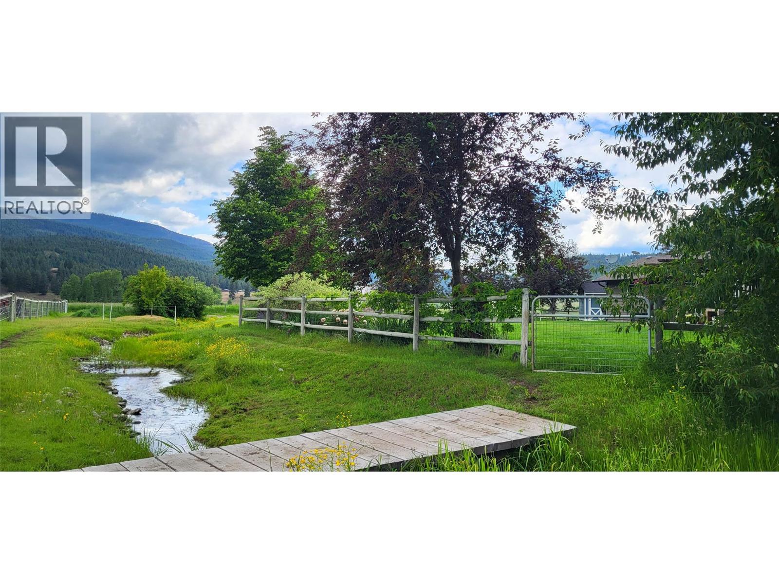 3602 Kamloops Vernon Highway, Monte Lake