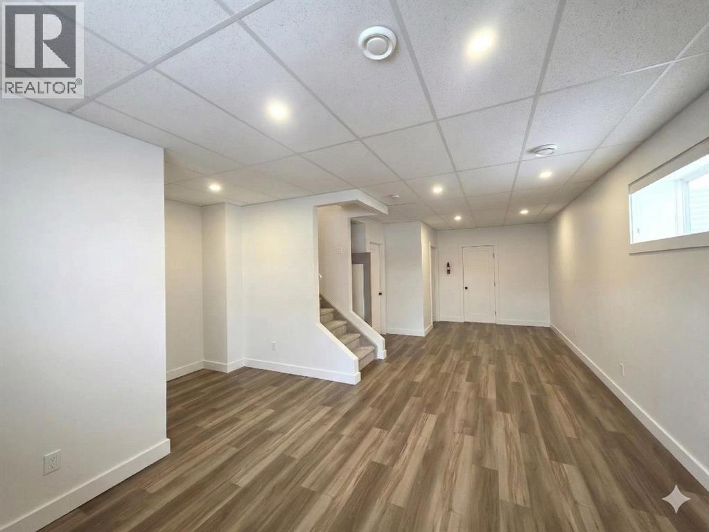 
          2713 11 Avenue
            <br/>
            <span>Wainwright</span>
            , 
            <span>AB</span>
             <span>T9W0A5</span>
         - Photo 26