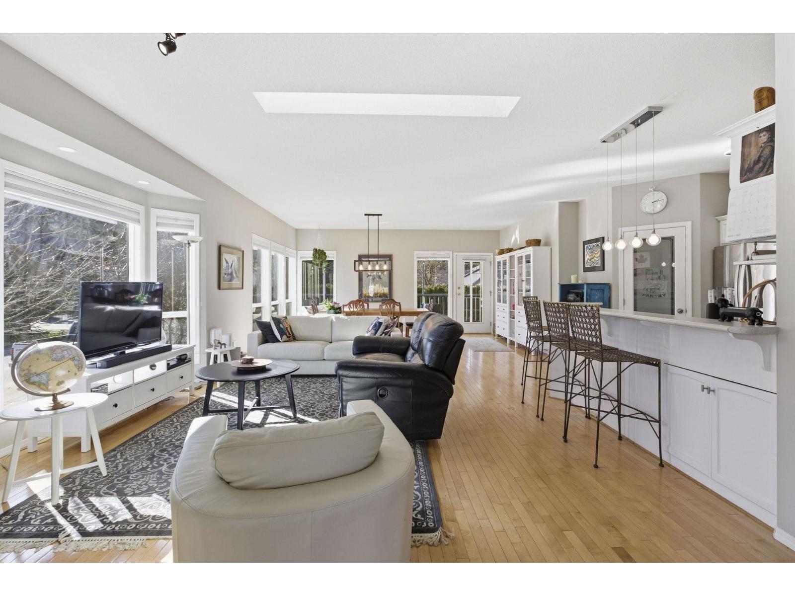 406 MIAMI RIVER DRIVE, Harrison Hot Springs, Harrison Hot Springs