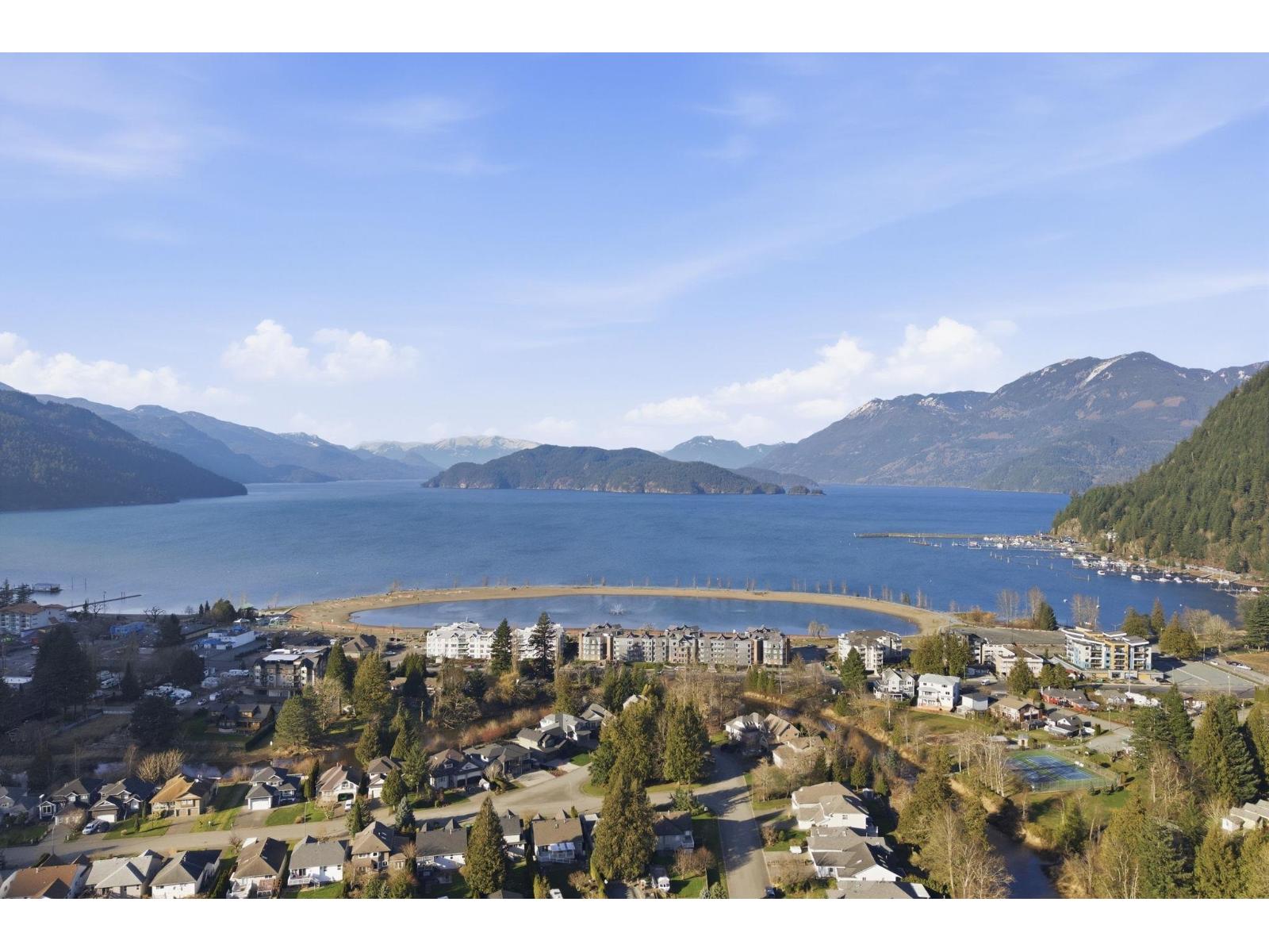 406 MIAMI RIVER DRIVE, Harrison Hot Springs, Harrison Hot Springs