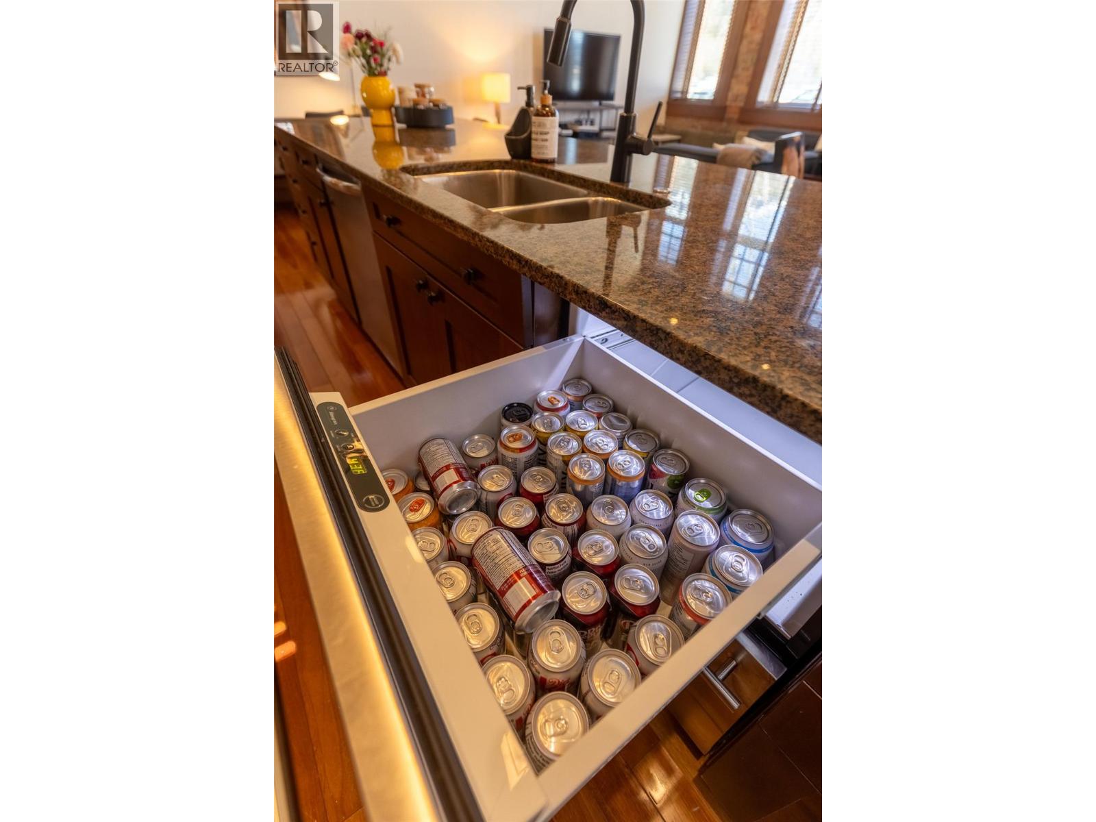 901 2ND Avenue Unit# 101A, Fernie