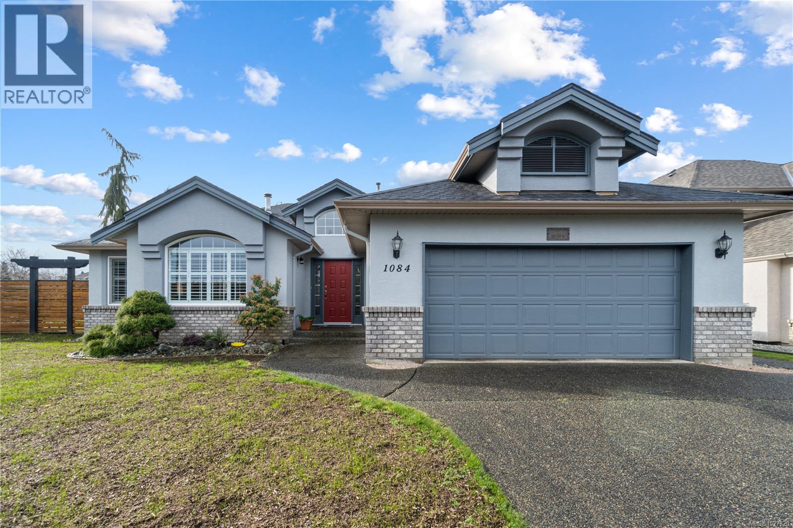 1084 Aery View Way, Parksville