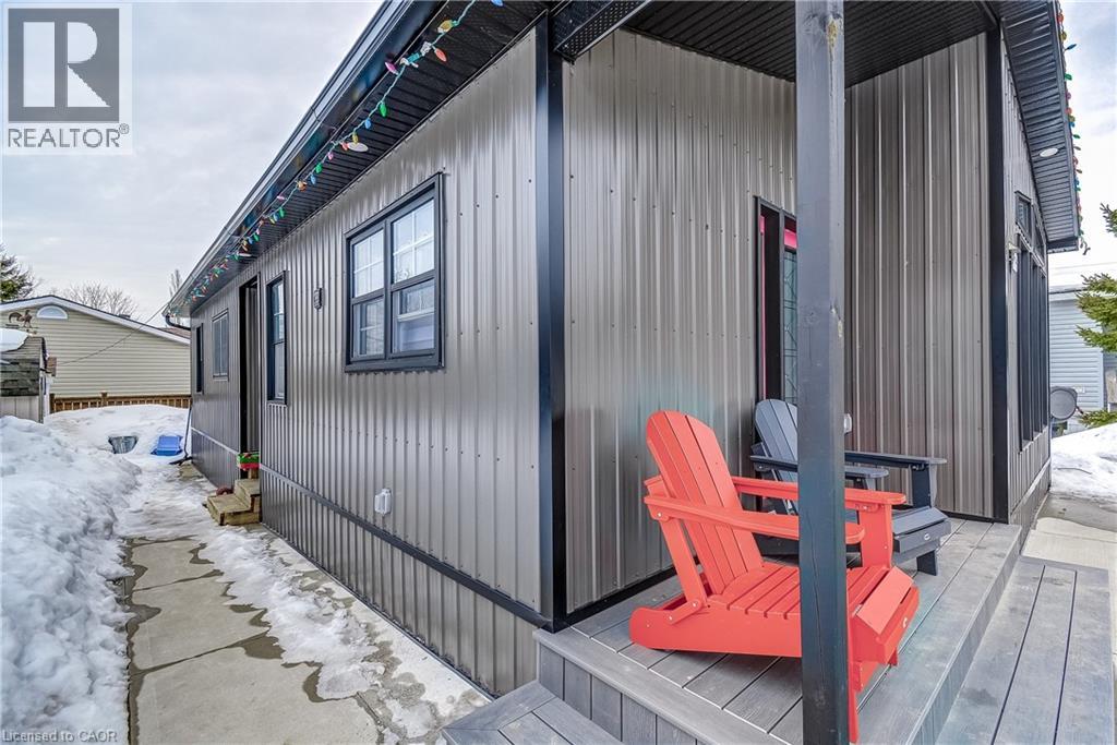 490 SPRUCE Street - Photo 3 of 45, Fergus, Ontario