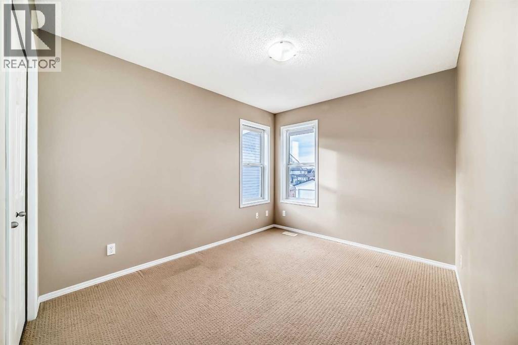 Single Family House for Sale in  Everglen Road SW Evergreen Calgary 