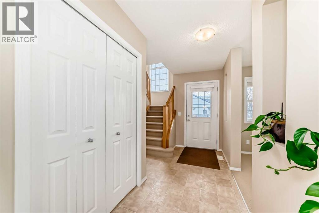 Single Family House for Sale in  Everglen Road SW Evergreen Calgary 