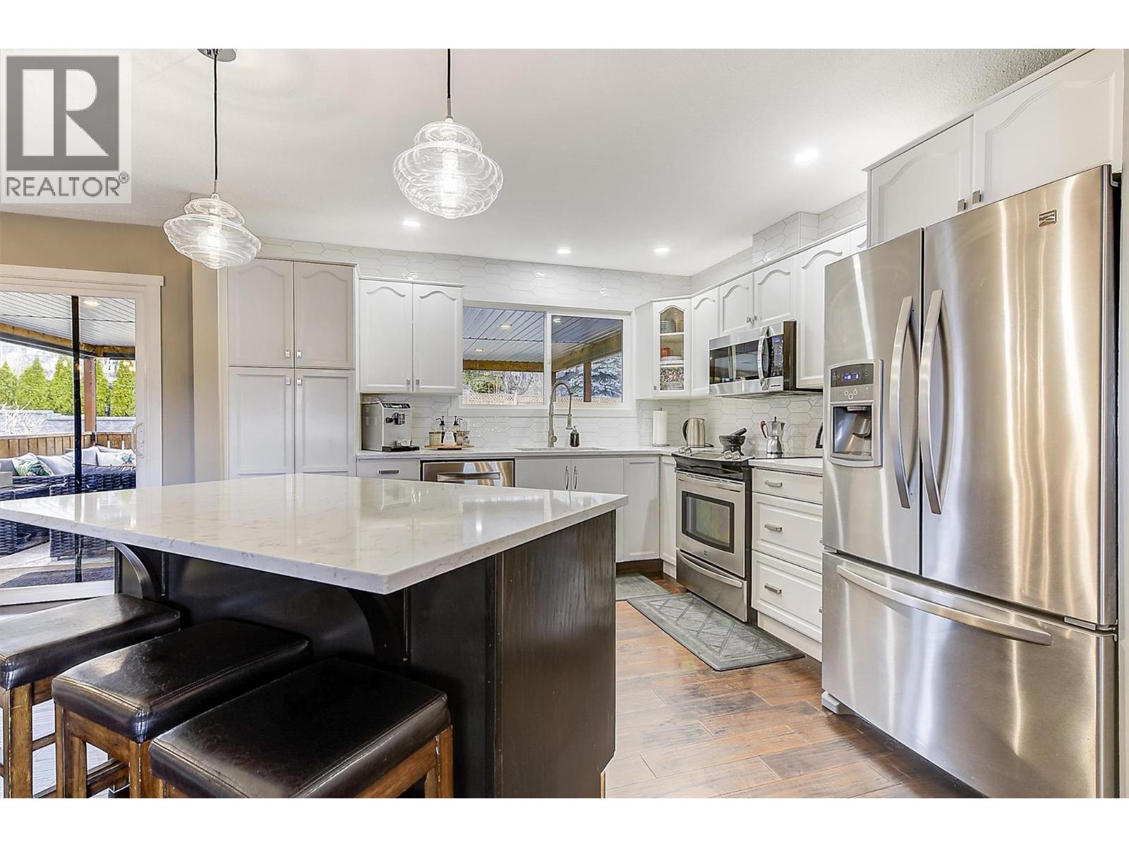  1832 Golbeck Court, Kelowna