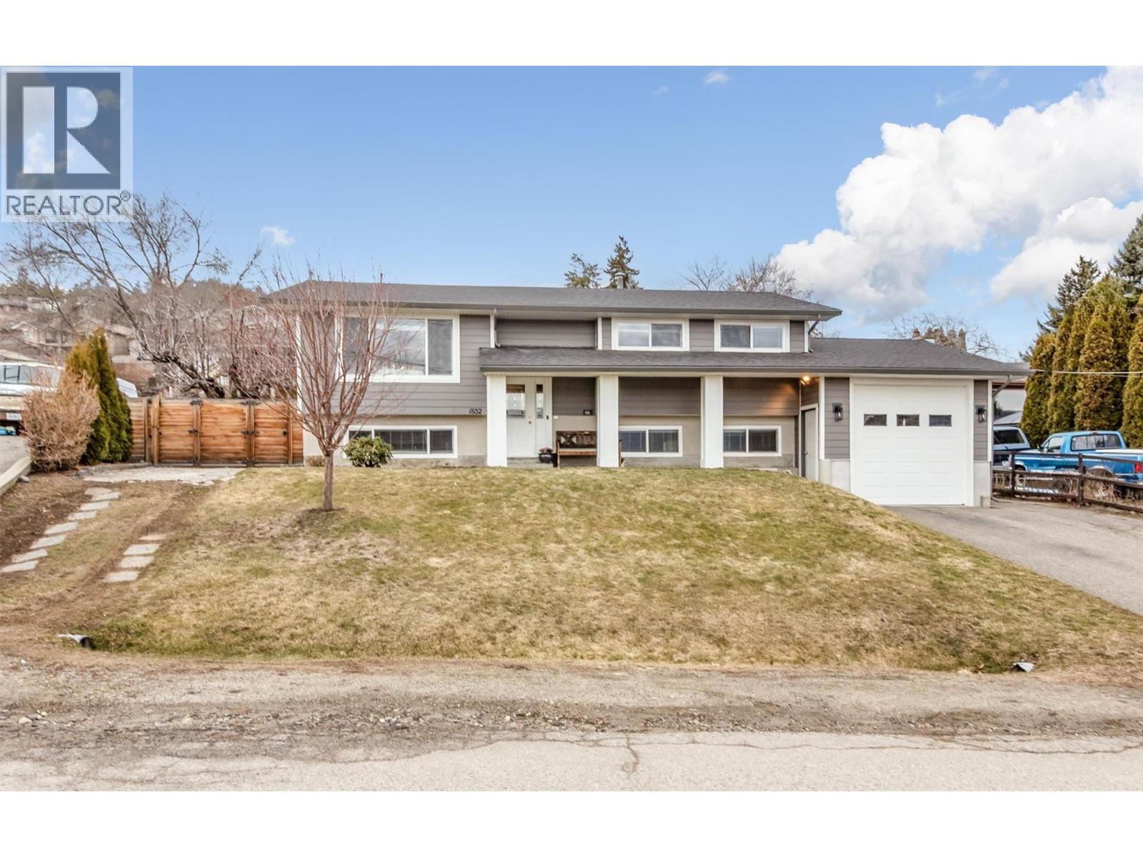  1832 Golbeck Court, Kelowna