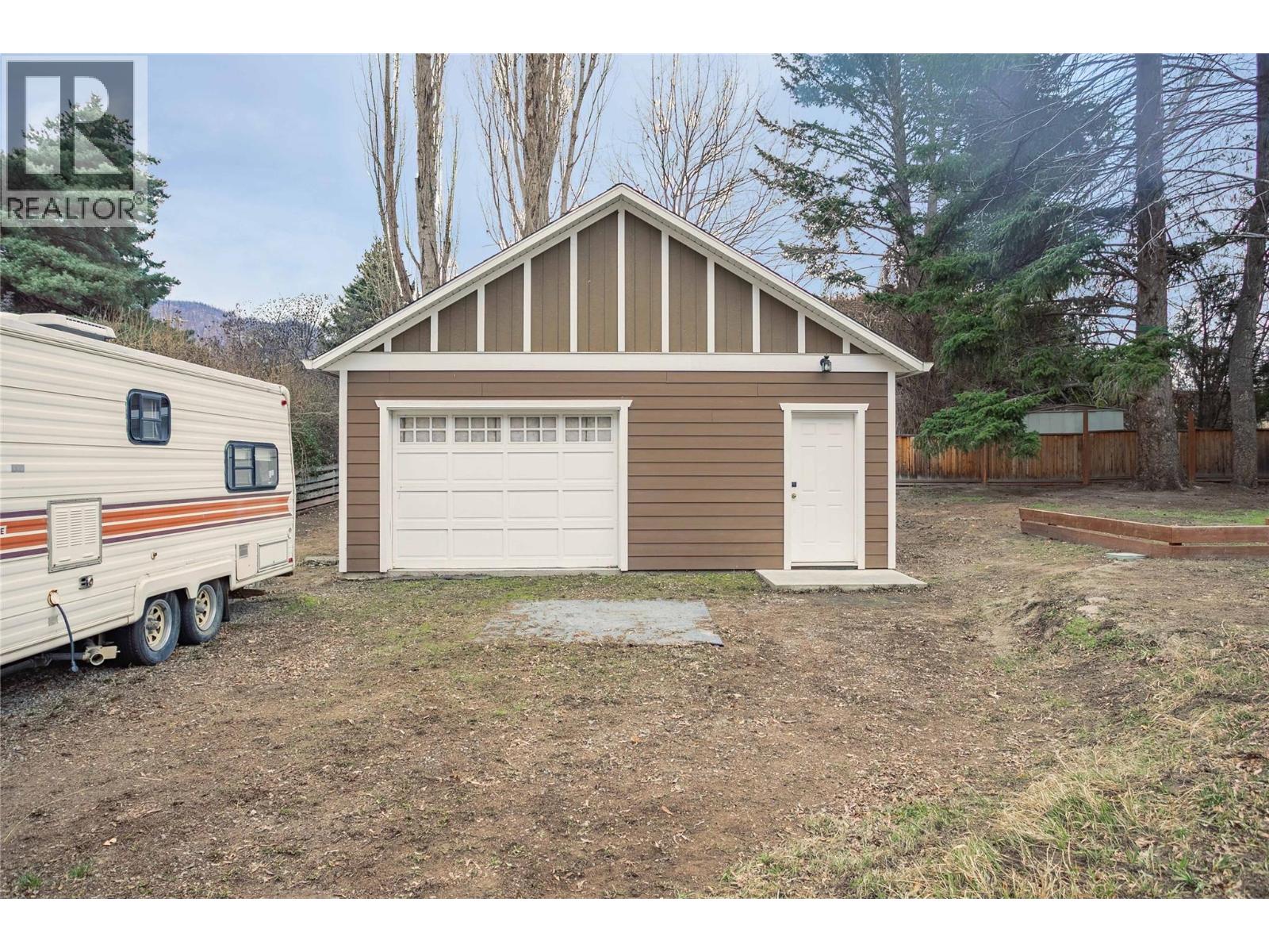 1450 Ponderosa Road, West Kelowna