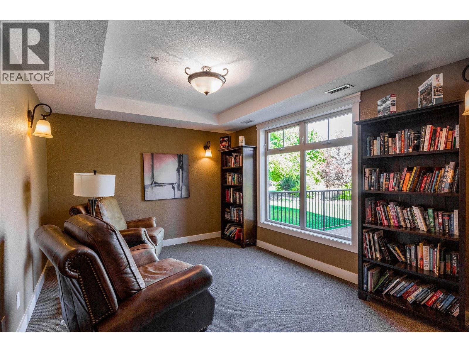 2551 Shoreline Drive Unit# 204, Lake Country