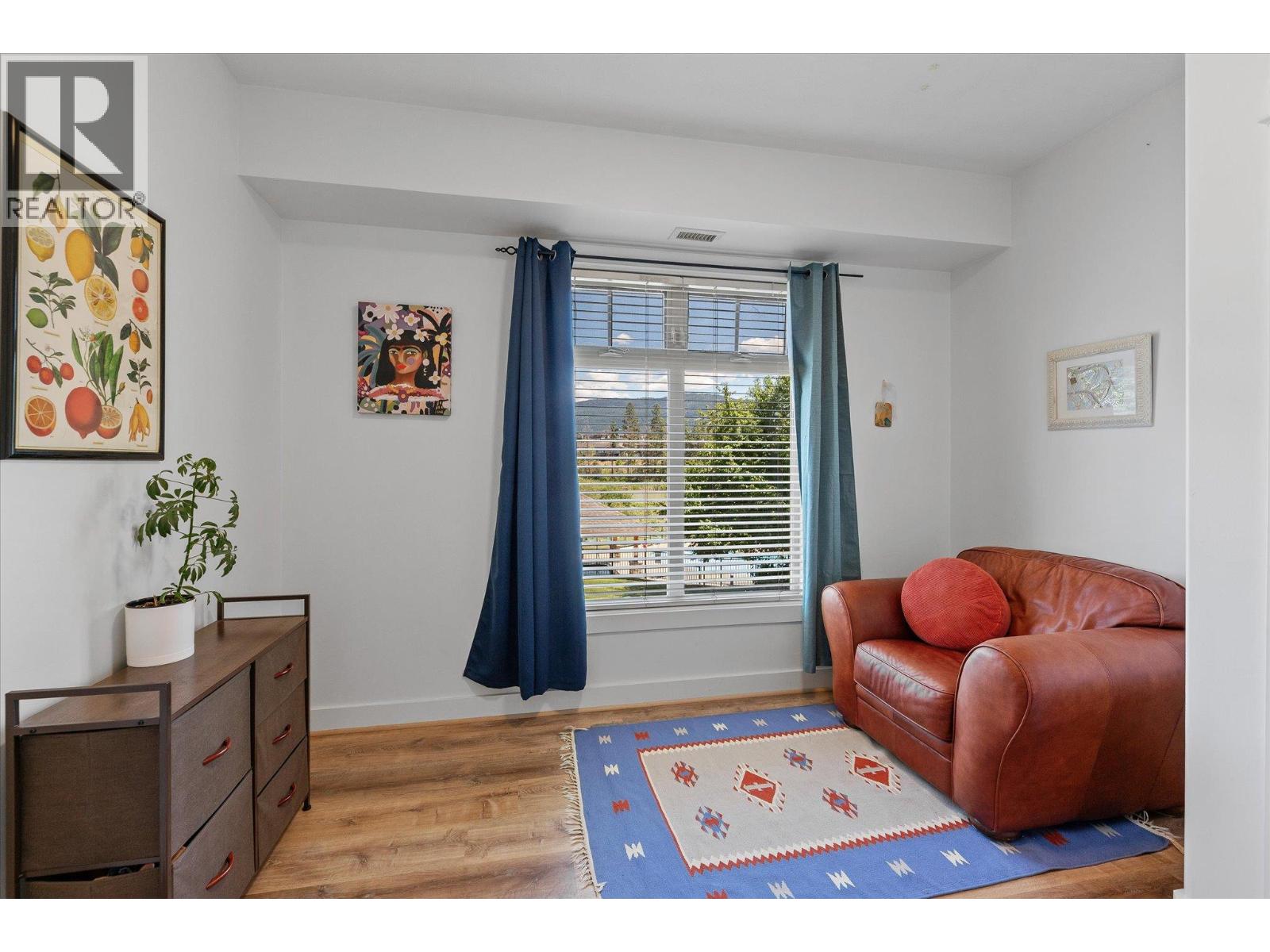 2551 Shoreline Drive Unit# 204, Lake Country