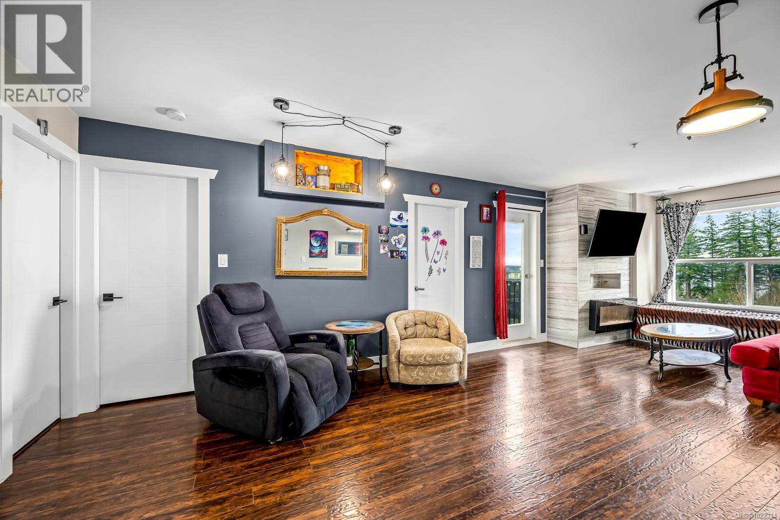 #409 282 BIRCH ST - 14