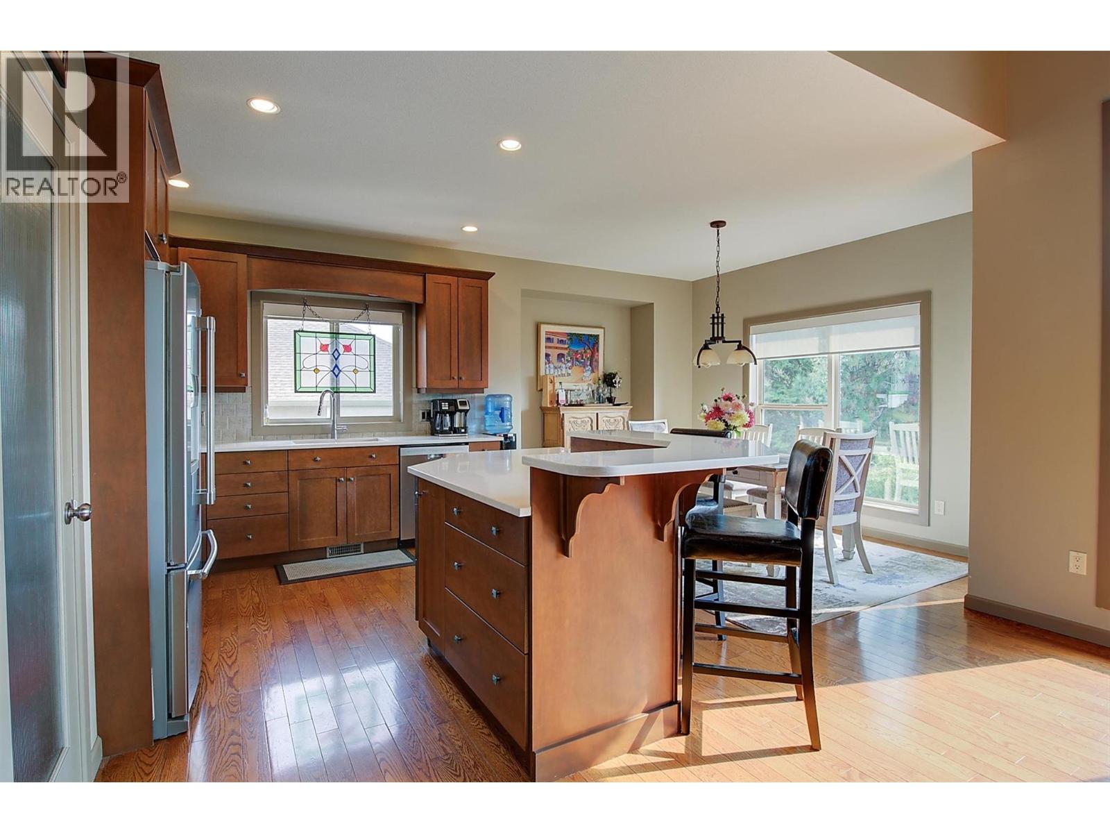 12623 Driftwood Court, Lake Country