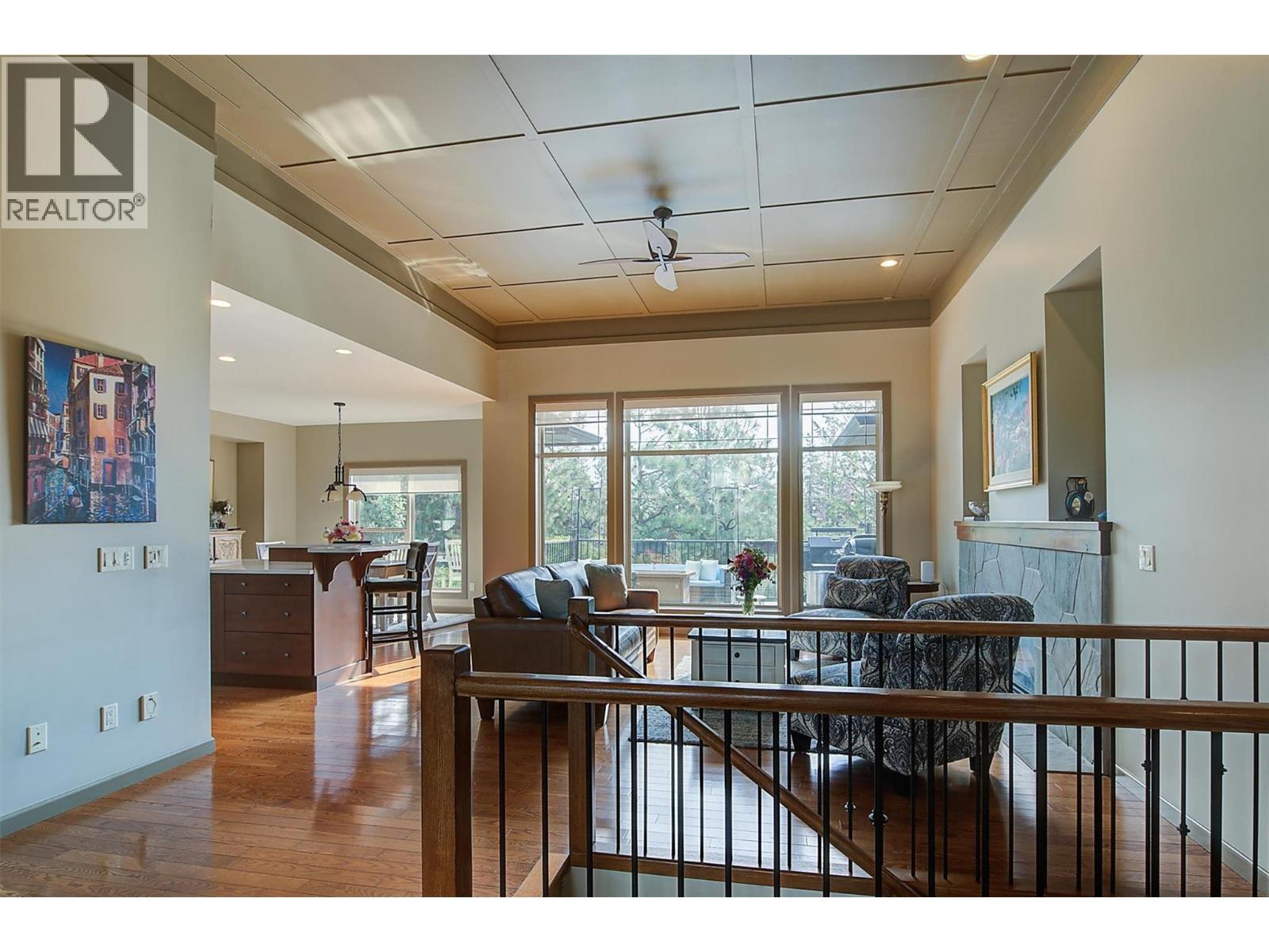 12623 Driftwood Court, Lake Country