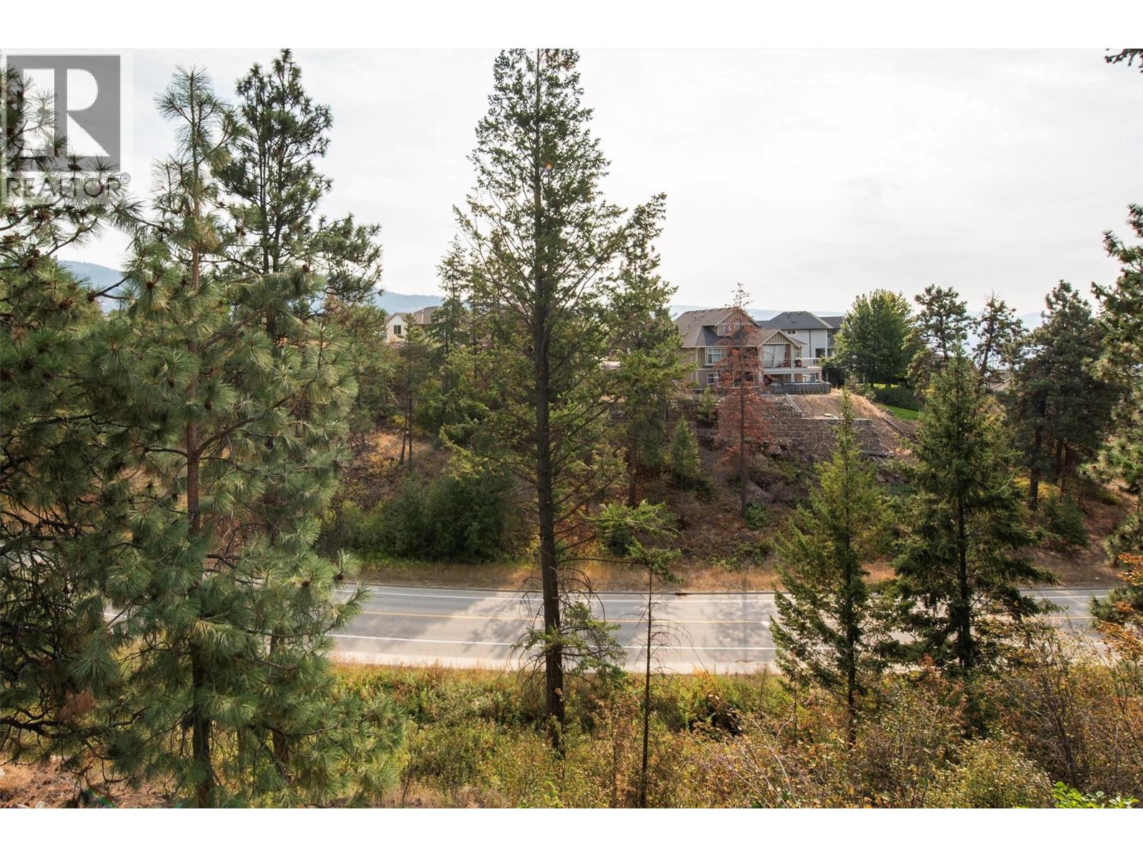 12623 Driftwood Court, Lake Country