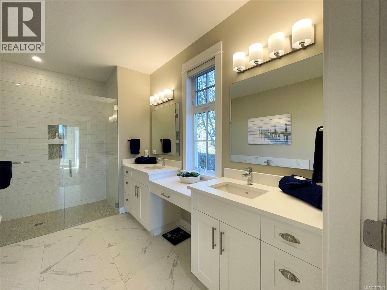  812 Sunset Point, Sooke