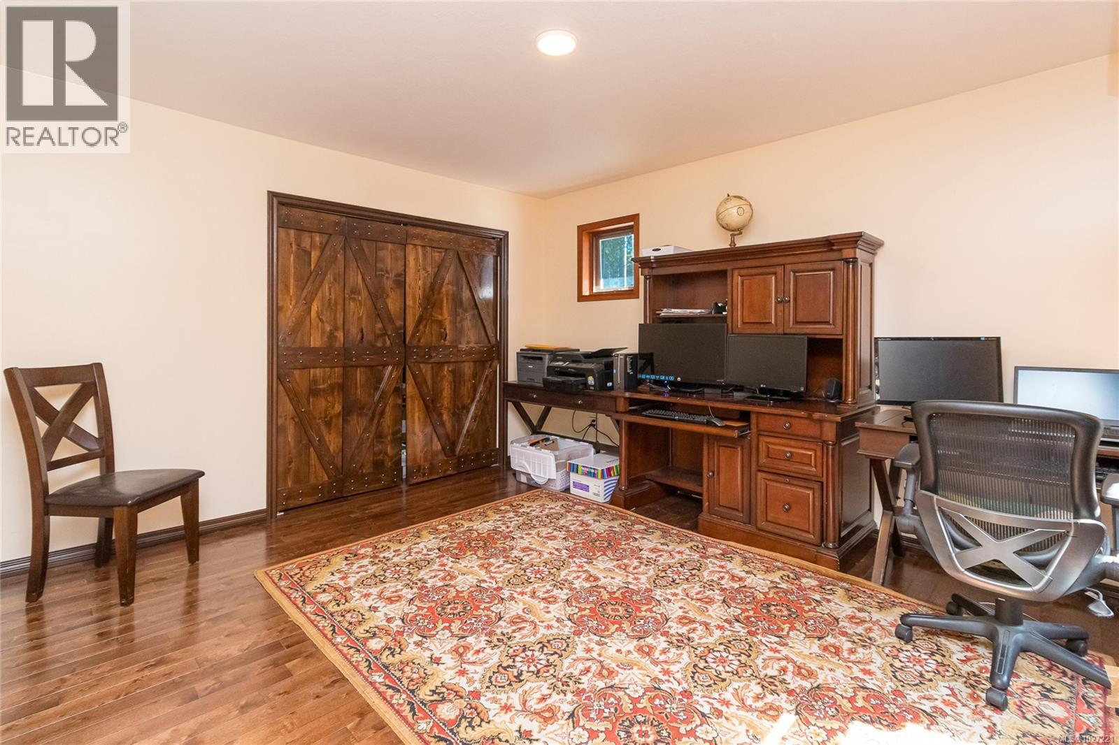 3713 Holland Ave, Cobble Hill