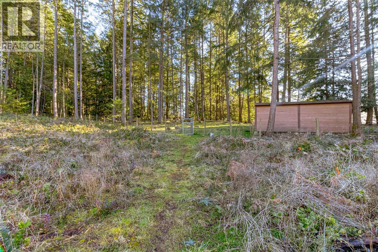 3713 Holland Ave, Cobble Hill