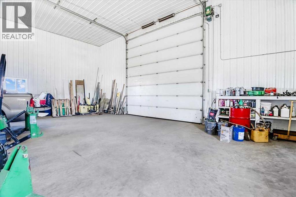 513 RAILWAY AVENUE - 34