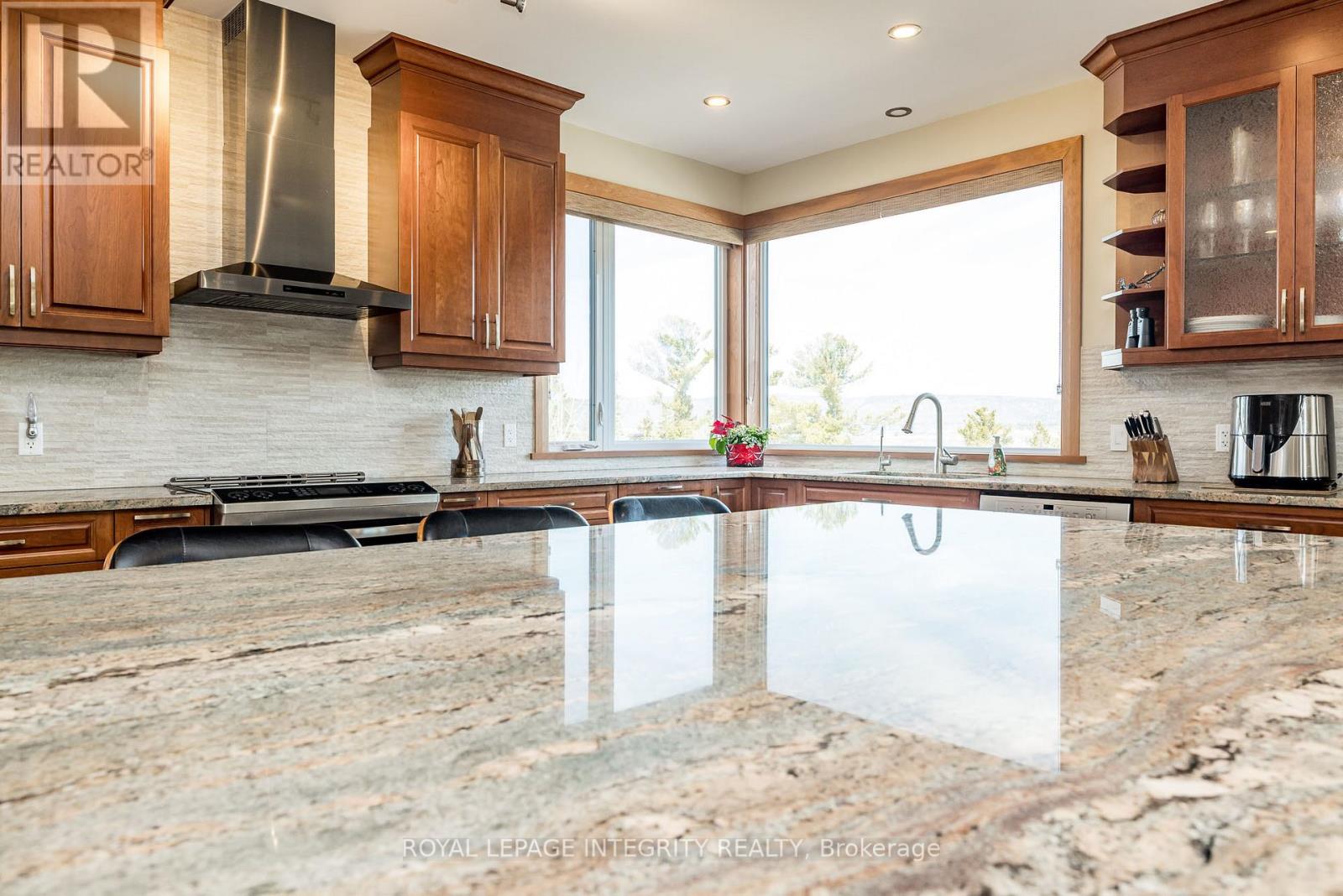 3052 STONERIDGE ROAD - 17