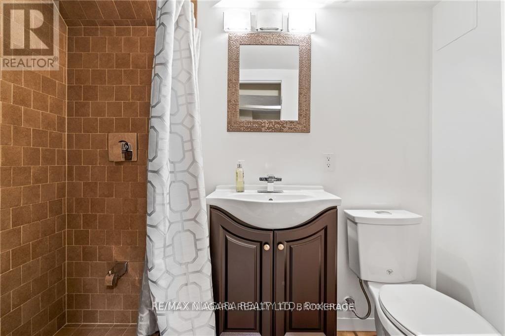 49 ROYAL OAK DRIVE, St. Catharines (Martindale Pond), Ontario, L2N6K4 — Photo 29