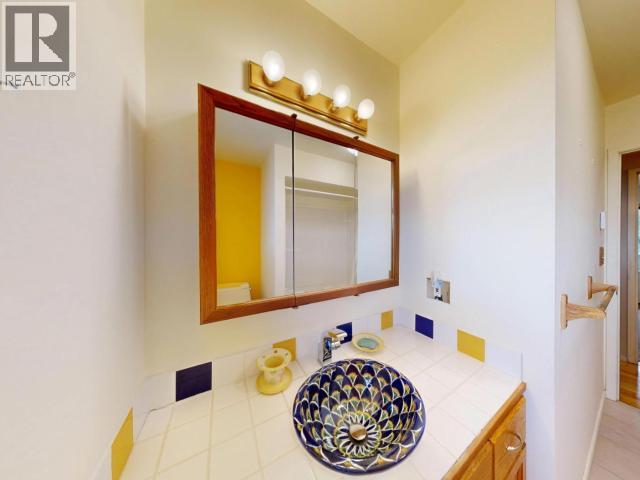 4025 DORVAL AVE, Powell River