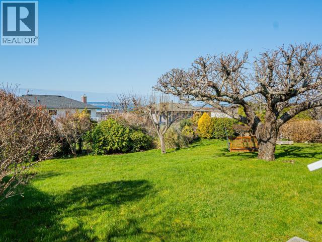 4025 DORVAL AVE, Powell River