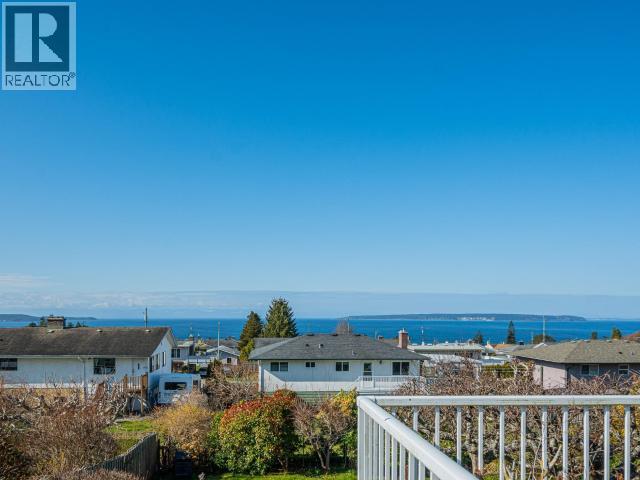 4025 DORVAL AVE, Powell River