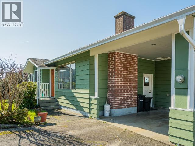 4025 DORVAL AVE, Powell River