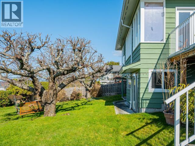 4025 DORVAL AVE, Powell River