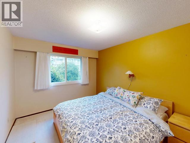 4025 DORVAL AVE, Powell River