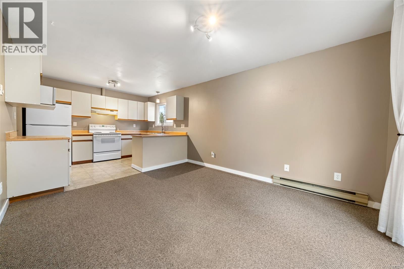 772 Mapleton Pl, Saanich