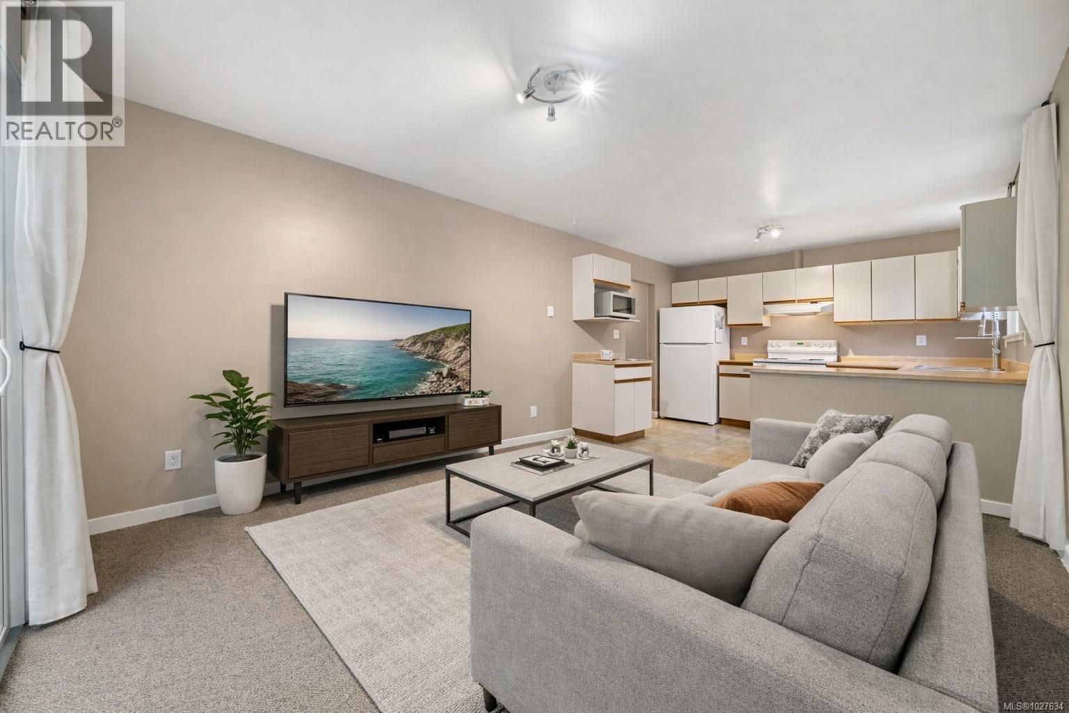 772 Mapleton Pl, Saanich