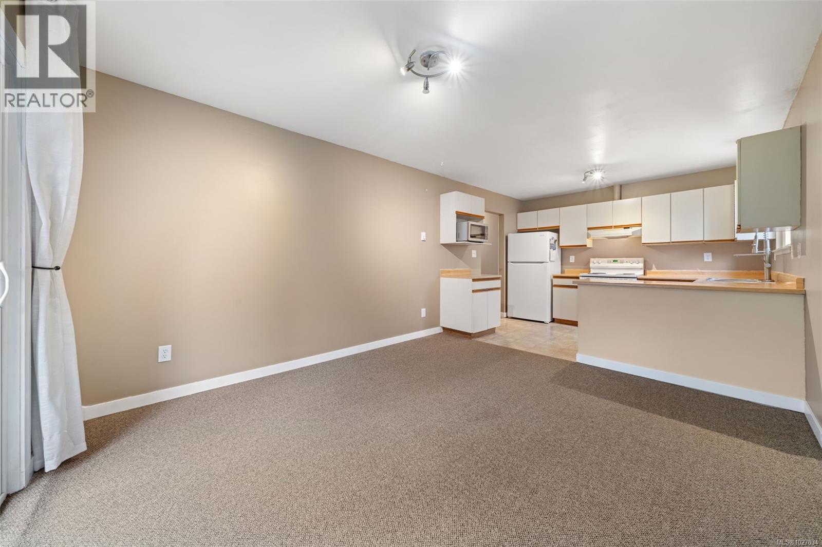 772 Mapleton Pl, Saanich