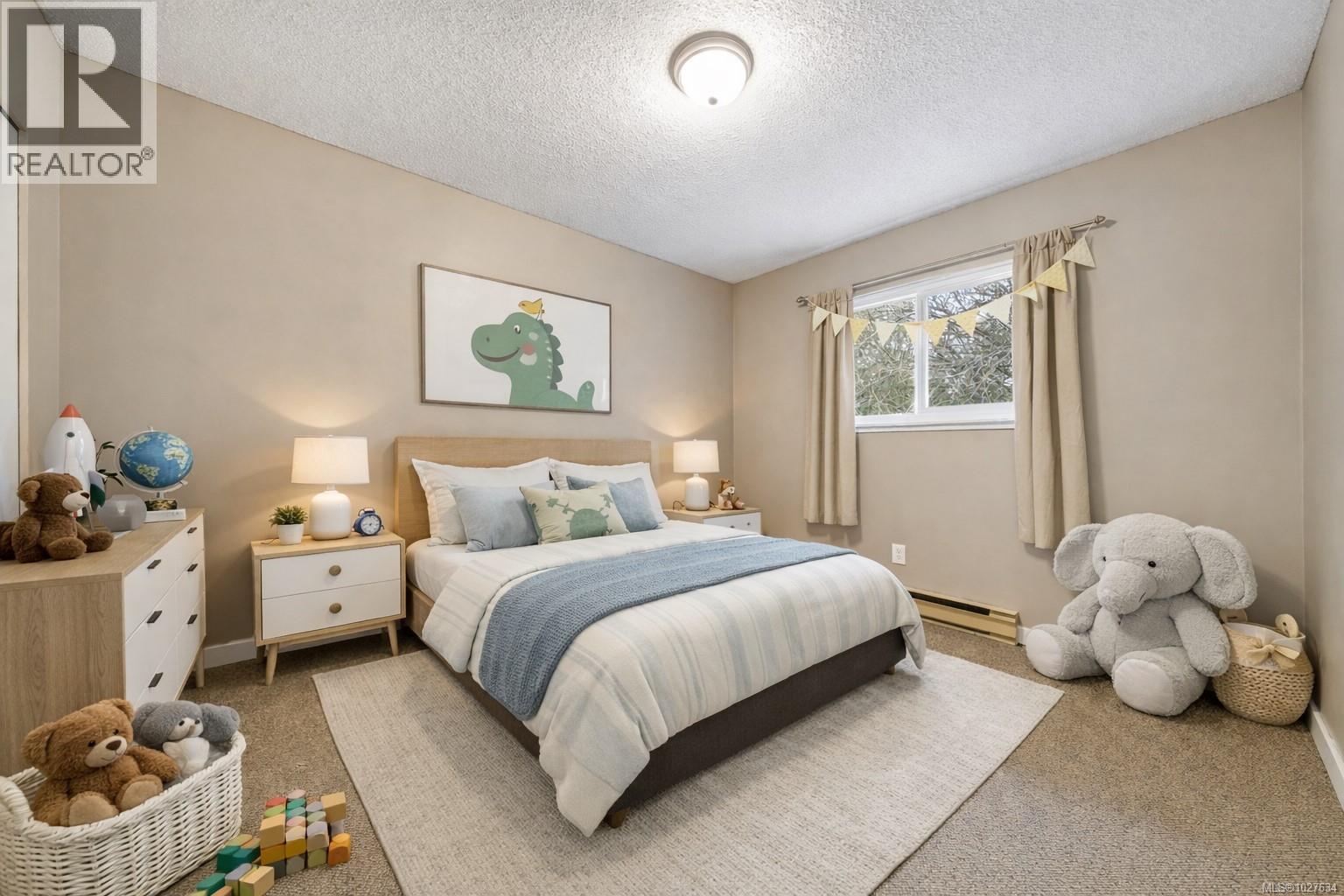 772 Mapleton Pl, Saanich