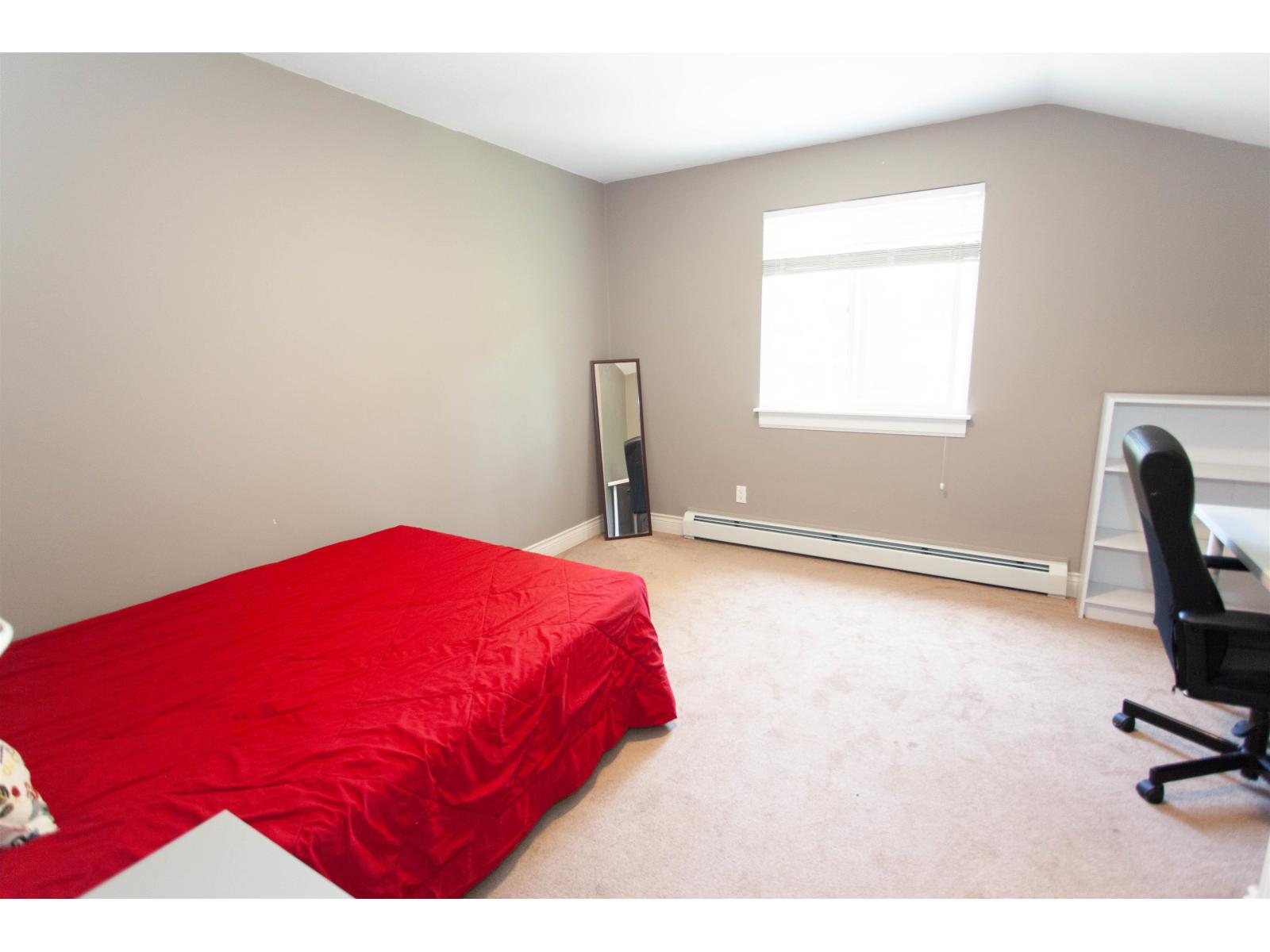 20058 FERNRIDGE CRESCENT, Langley