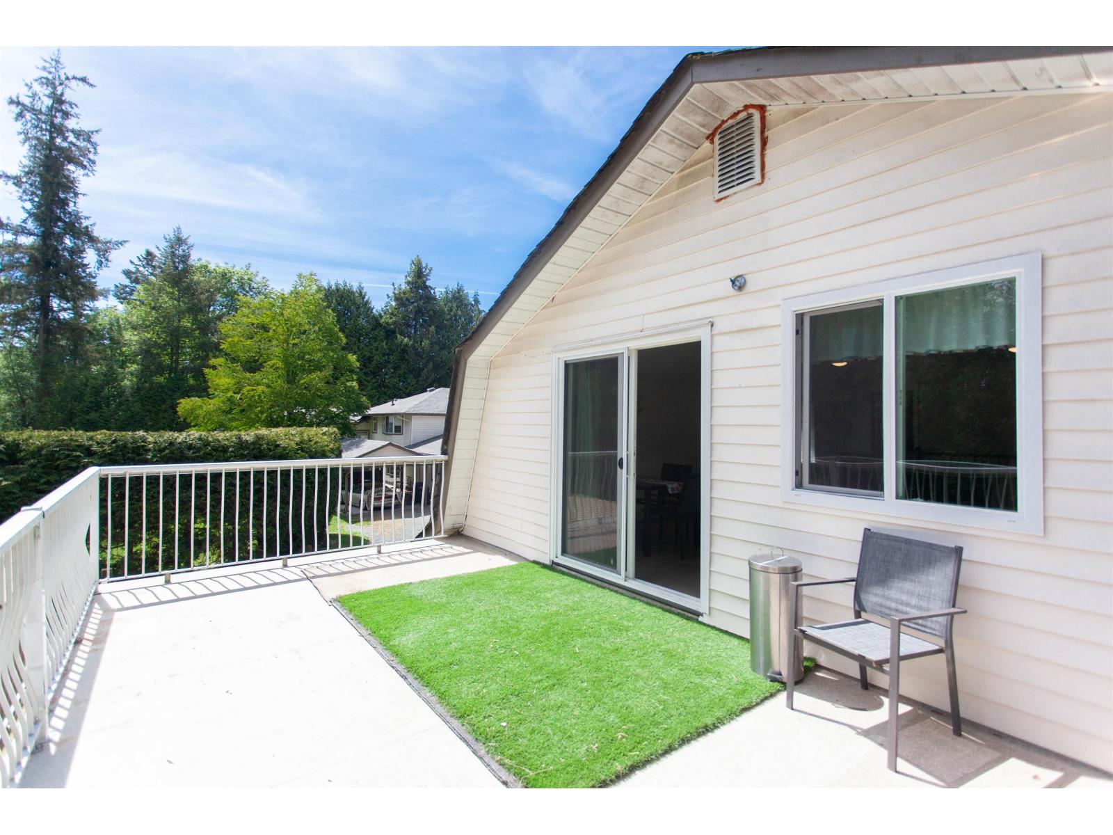 20058 FERNRIDGE CRESCENT, Langley