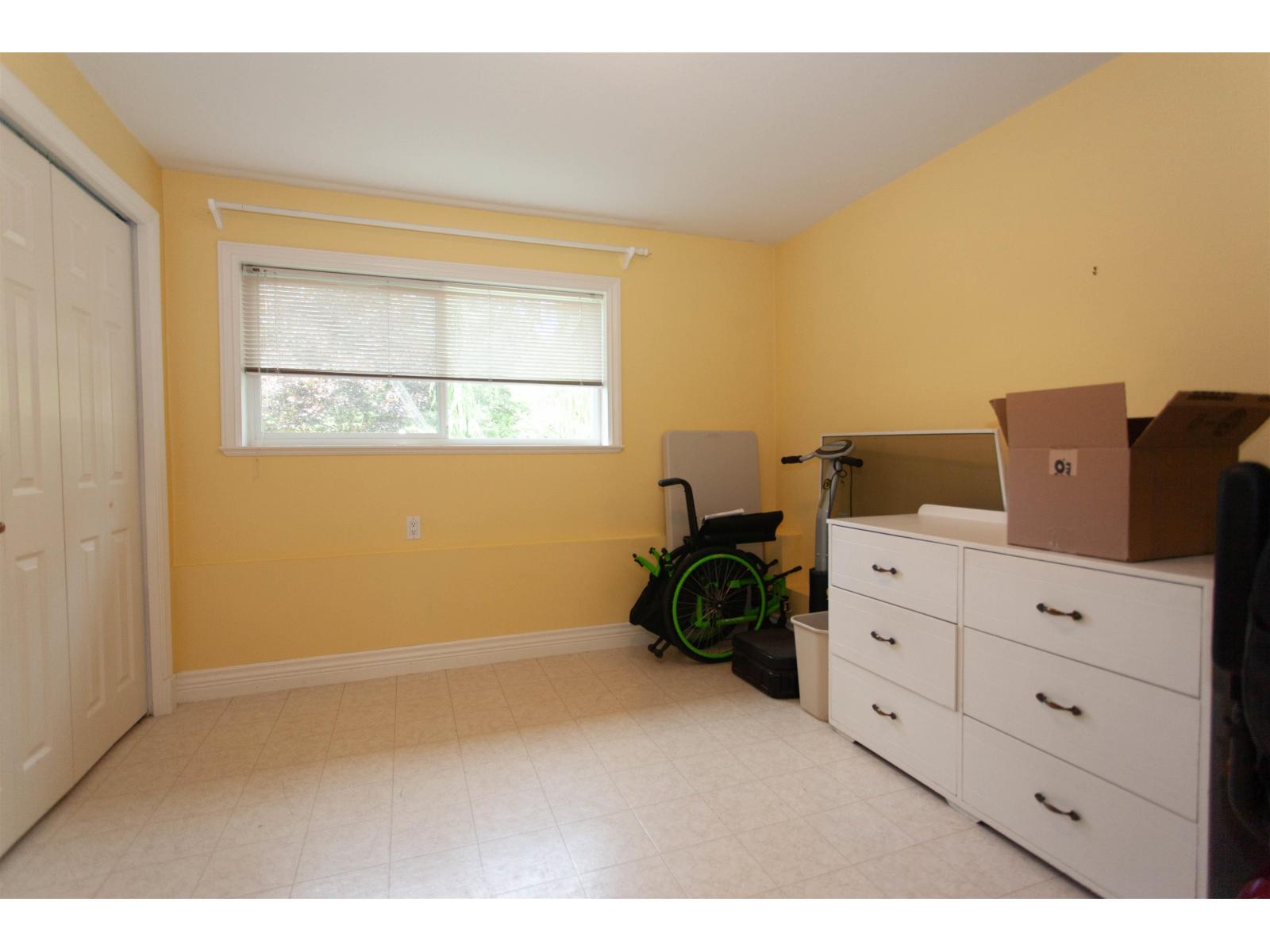 20058 FERNRIDGE CRESCENT, Langley