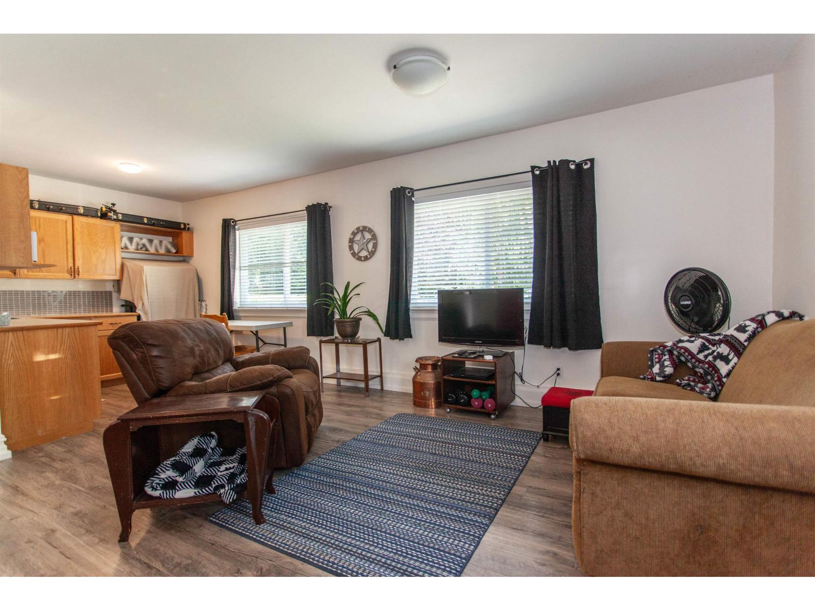 20058 FERNRIDGE CRESCENT, Langley