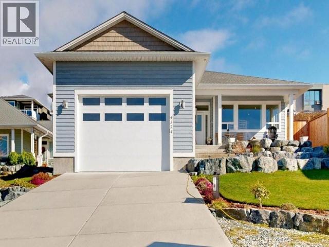 4374 QUEBEC AVE, Powell River