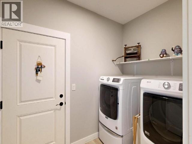 4374 QUEBEC AVE, Powell River