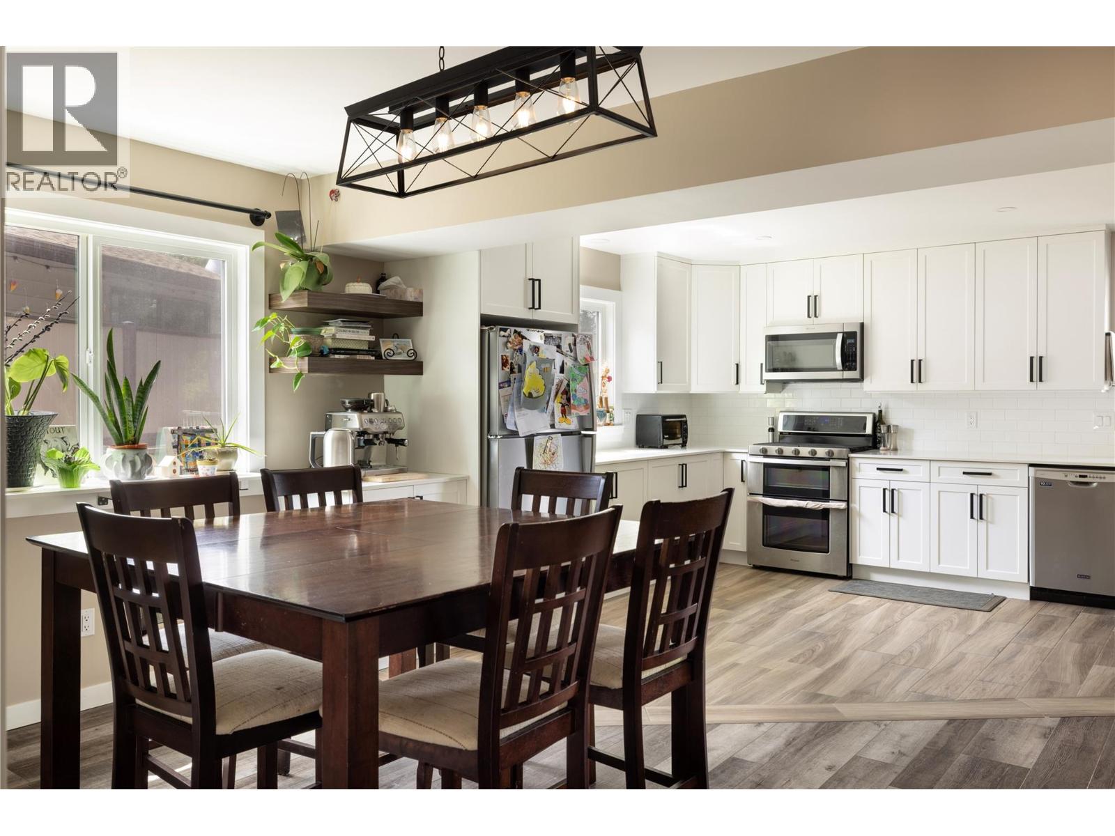 4002 15 Street, Vernon