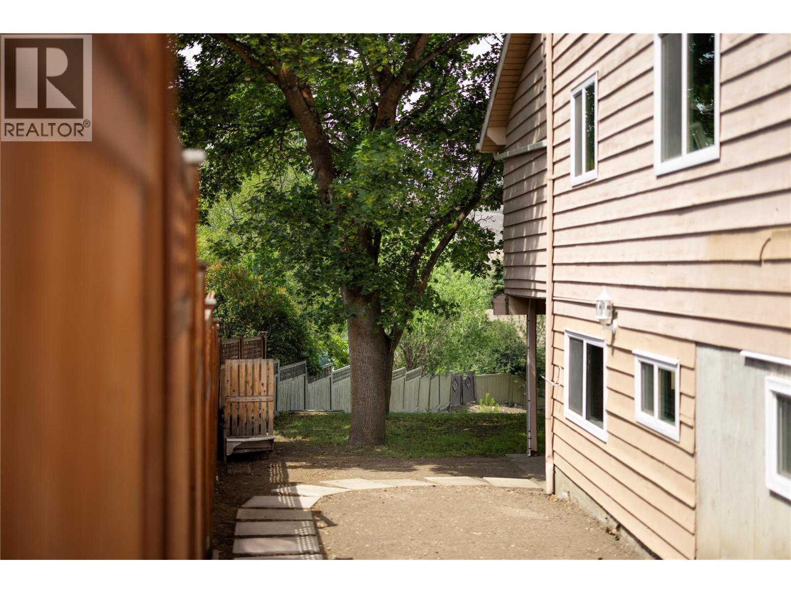 4002 15 Street, Vernon