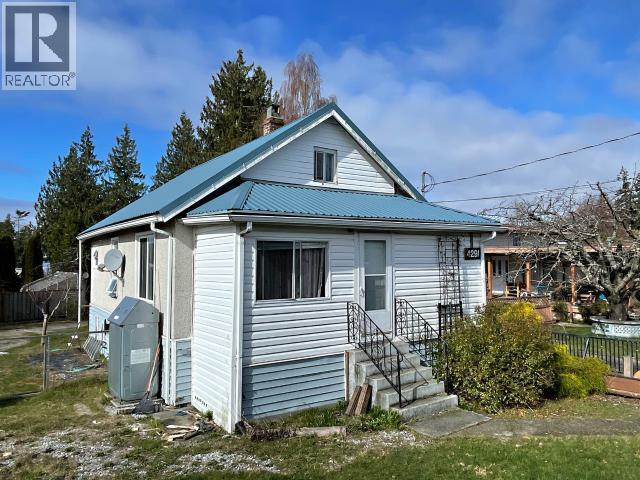 4291 JOYCE AVE, Powell River
