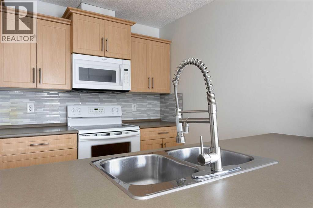 204 Sparrow Hawk Drive, Fort McMurray