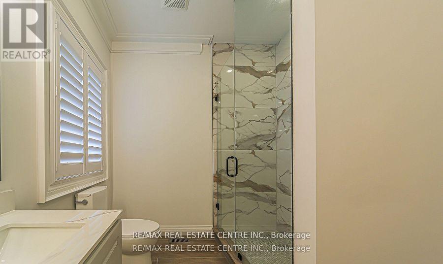 Single Family House for Sale in  HAWTHORN CRESCENT Brampton (Westgate) 